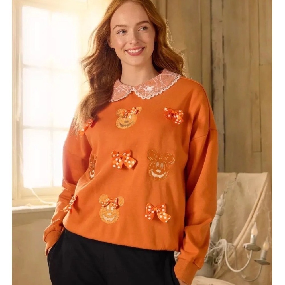 Disney Store Minnie Mouse Halloween Pumpkin Sweatshirt Lace Orange size XL